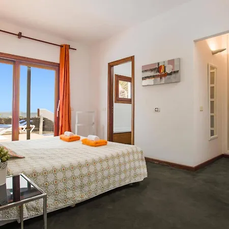 Corito Cinco By Villa *