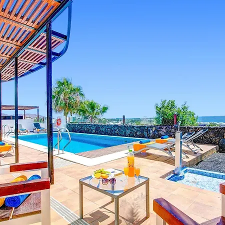 Corito Cinco By * Playa Blanca (Lanzarote)