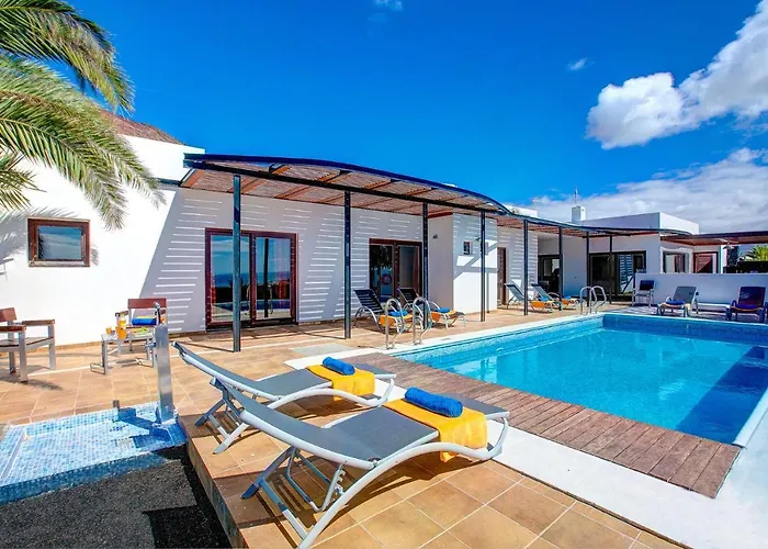 Corito Cinco By Villa